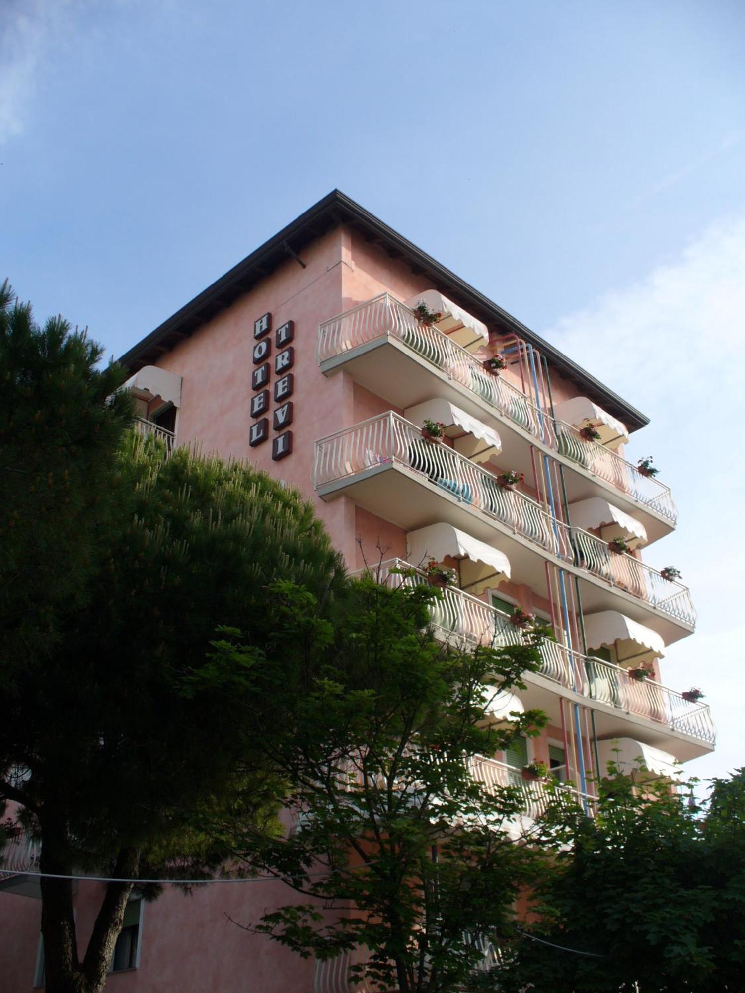 Hotel Trevi Lido di Jesolo Exteriör bild