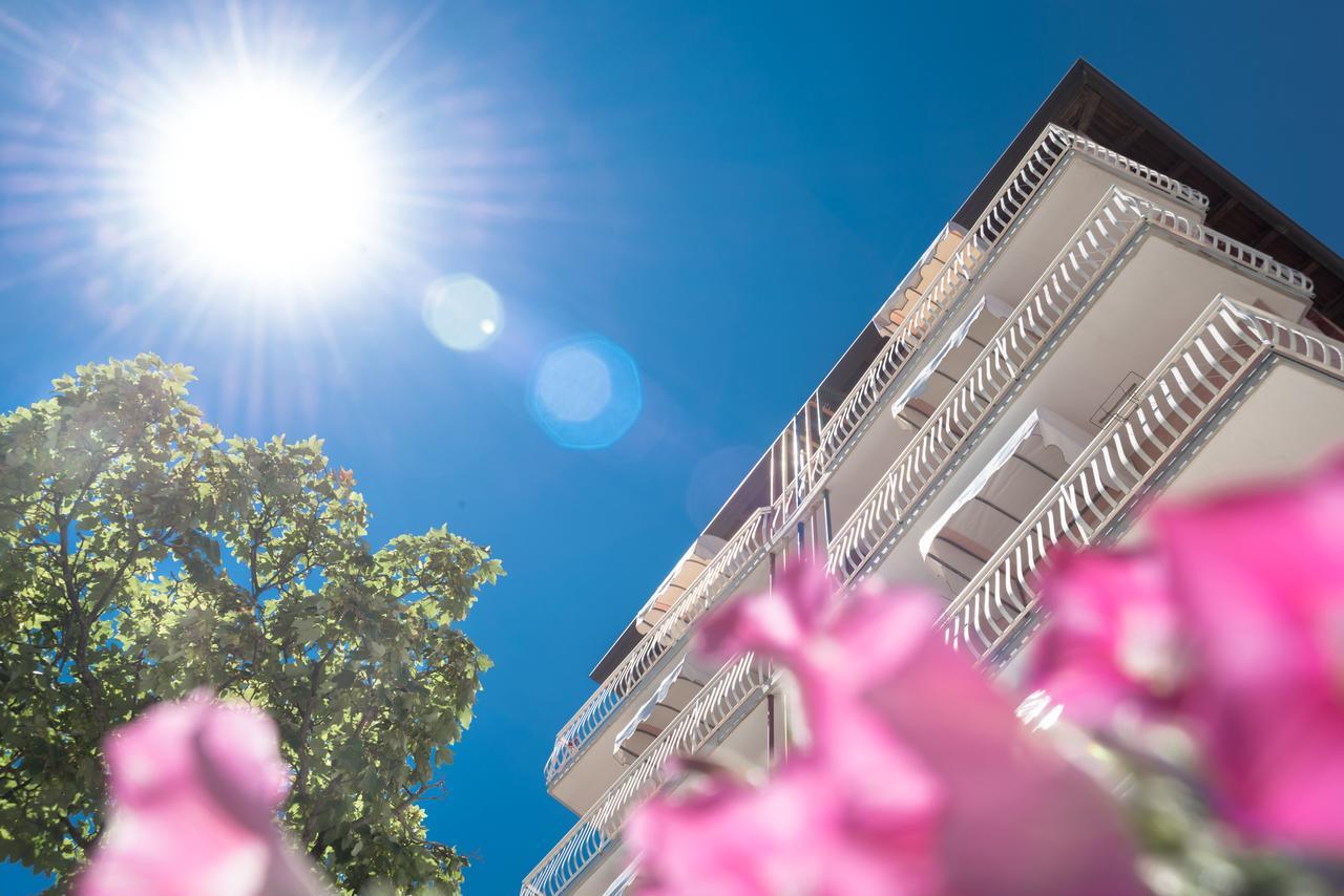 Hotel Trevi Lido di Jesolo Exteriör bild